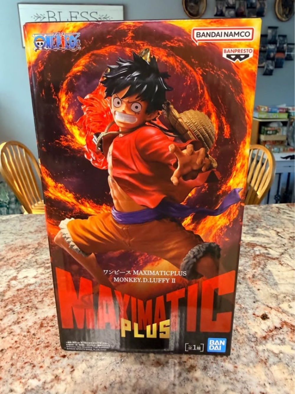 Bandai One Piece Maximatic collectible statue